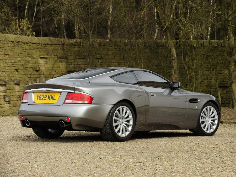  Aston Martin V12 Vanquish 2001 года  (UK) (фото 39 из 44)